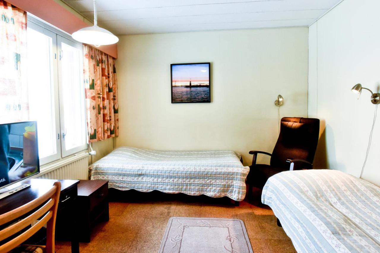 Raumantien Motelli Pori Buitenkant foto
